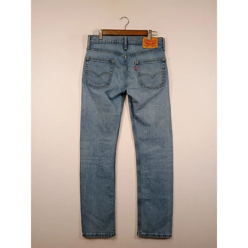 Classic Americana Levi's 513 Mens 29x32 Light Wash Slim Straight Stretch Jeans
